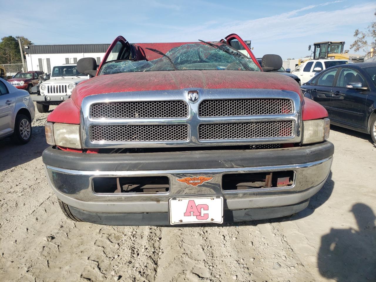 2001 Dodge Ram 1500 - Image 5