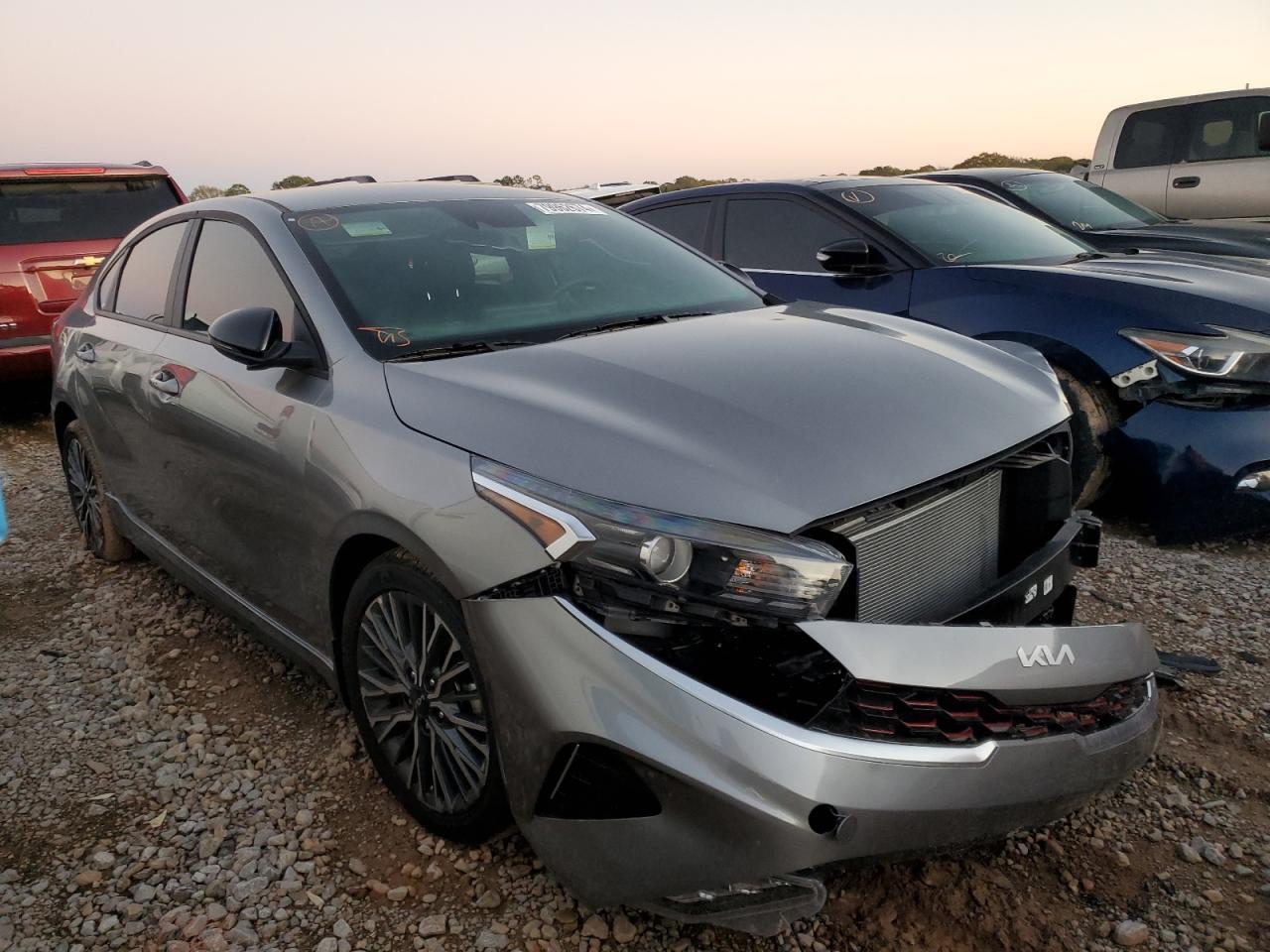 2024 Kia Forte Gt Line - Фото 4