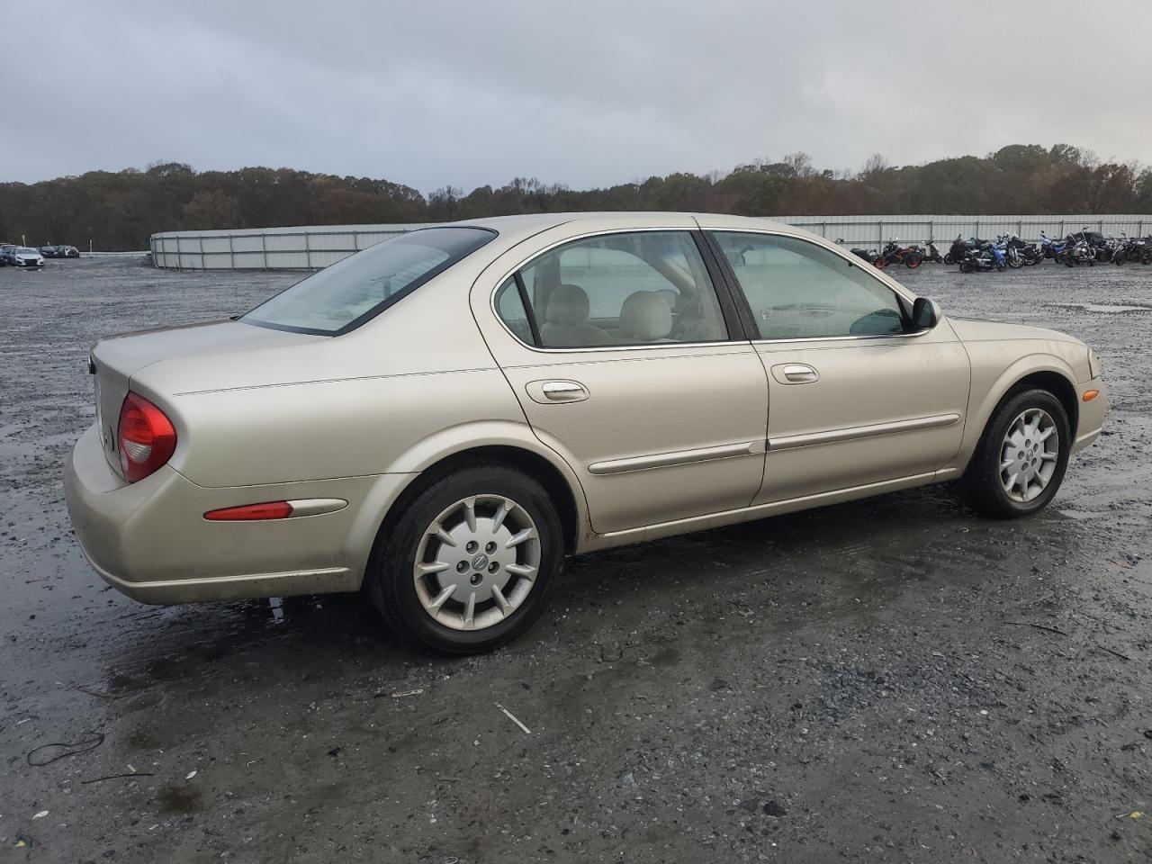 2000 Nissan Maxima Gle - Image 3