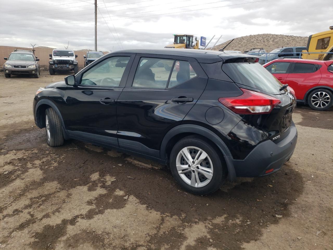 2020 Nissan Kicks S - Фото 2