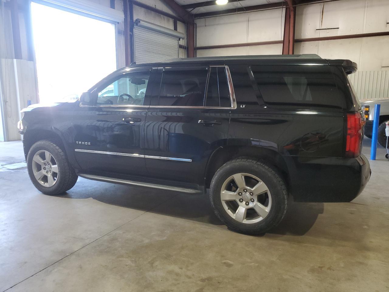 2017 Chevrolet Tahoe C1500 Lt - Фото 2