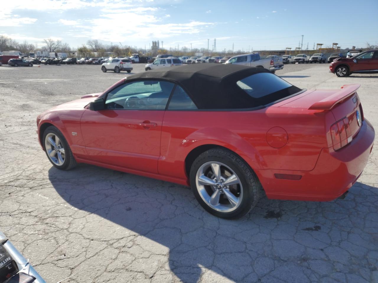 2008 Ford Mustang Gt - Фото 2