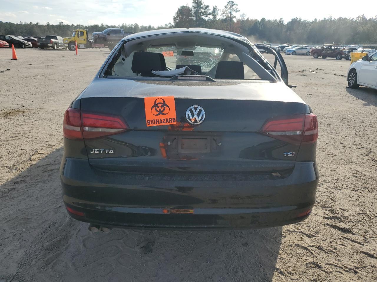 2018 Volkswagen Jetta S - Image 6