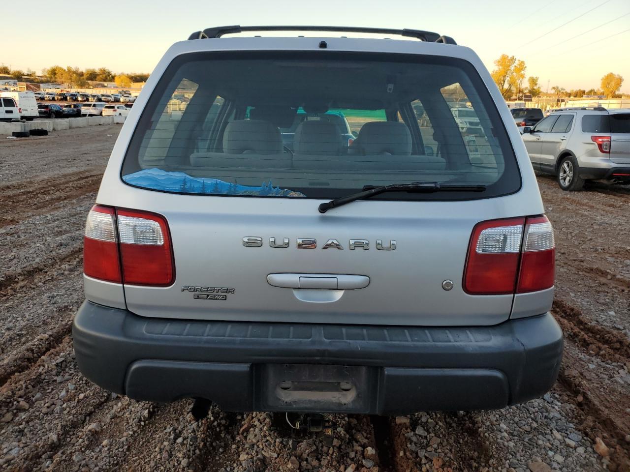 2002 Subaru Forester L - Фото 6