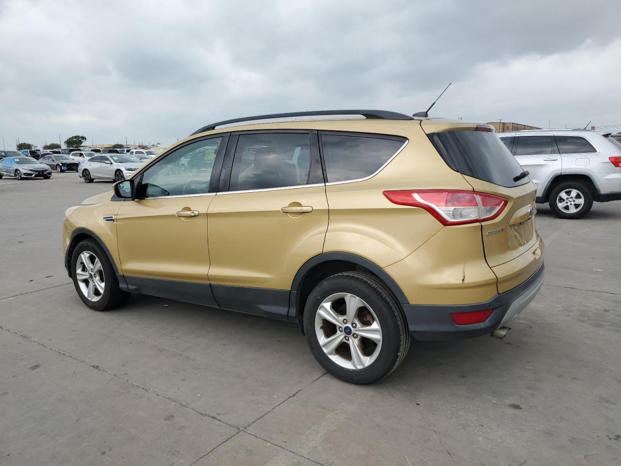2014 Ford Escape Se - Фото 2