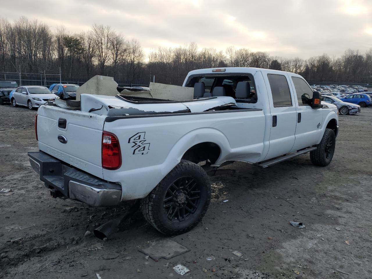 2016 Ford F350 - Image 3