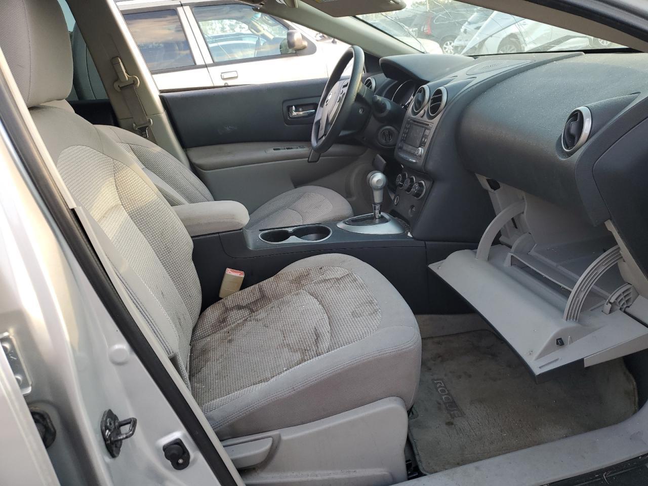 2011 Nissan Rogue S - Фото 7