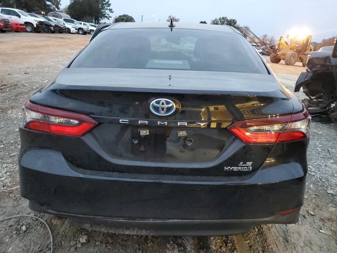 2023 Toyota Camry Le - Фото 6