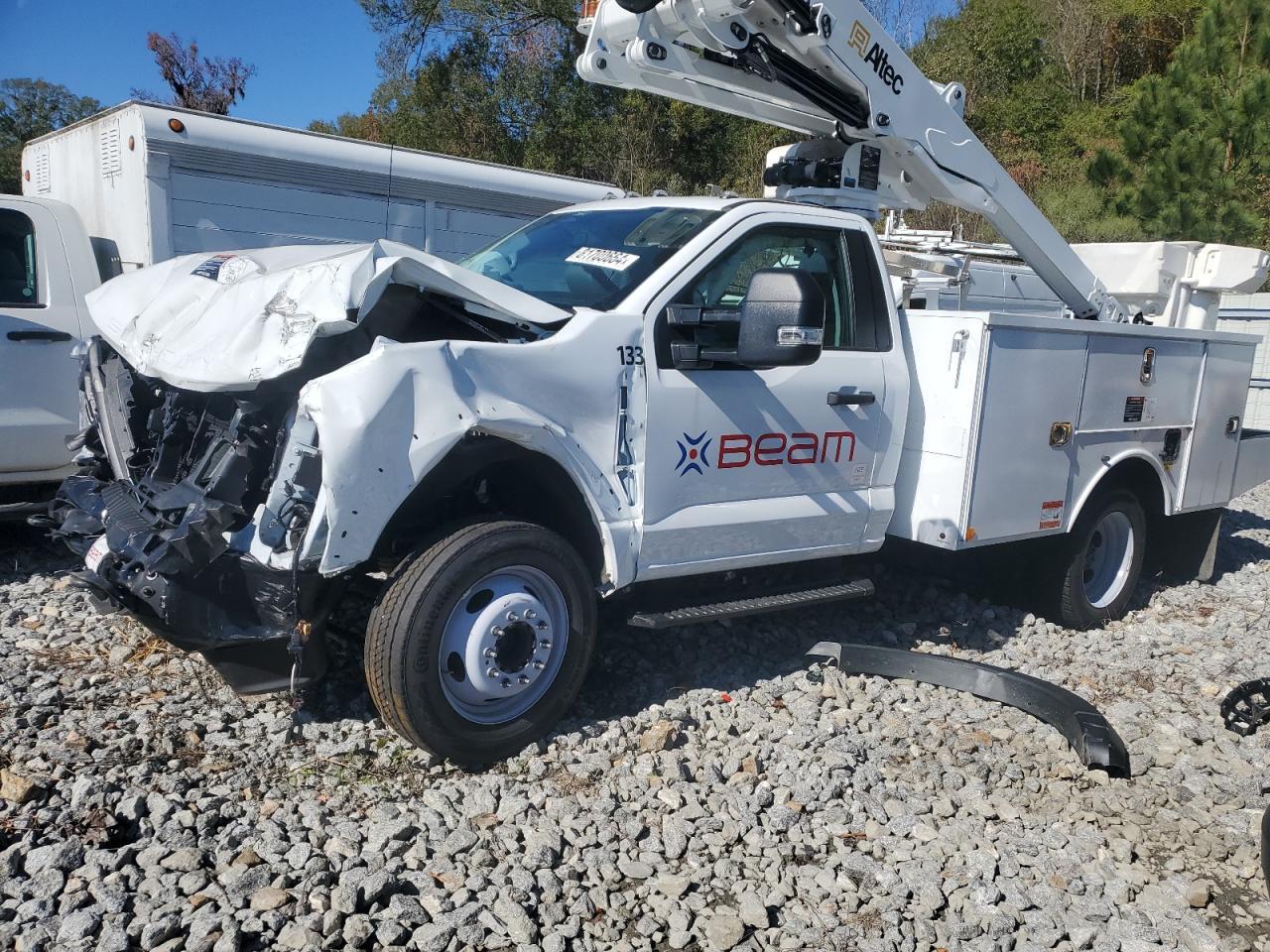 2024 Ford F450 Super Duty - Фото 2