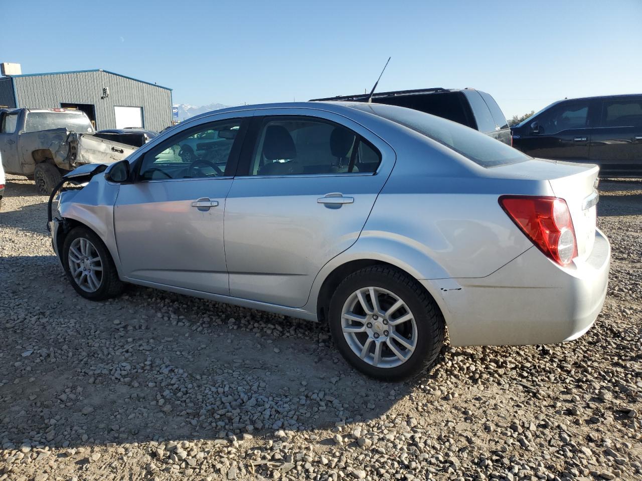 2012 Chevrolet Sonic Lt - Фото 2