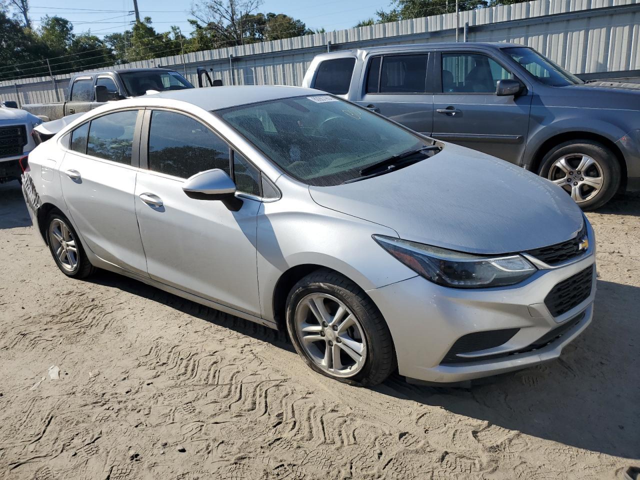 2018 Chevrolet Cruze Lt - Фото 4