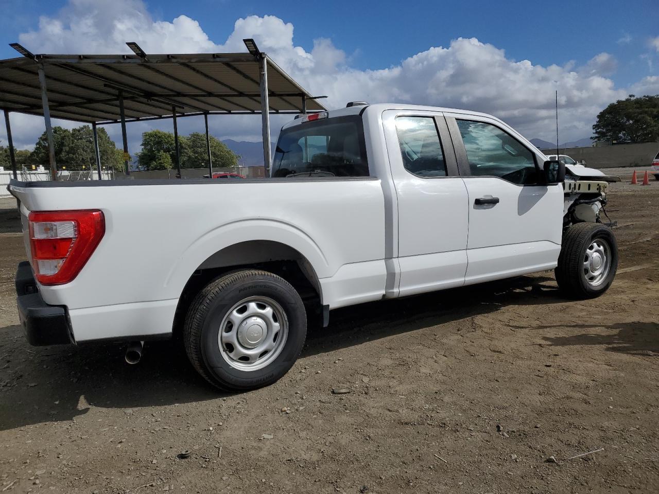 2021 Ford F150 Super Cab - Фото 3