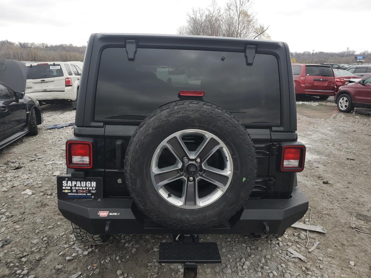 2018 Jeep Wrangler Unlimited Sahara - Фото 6