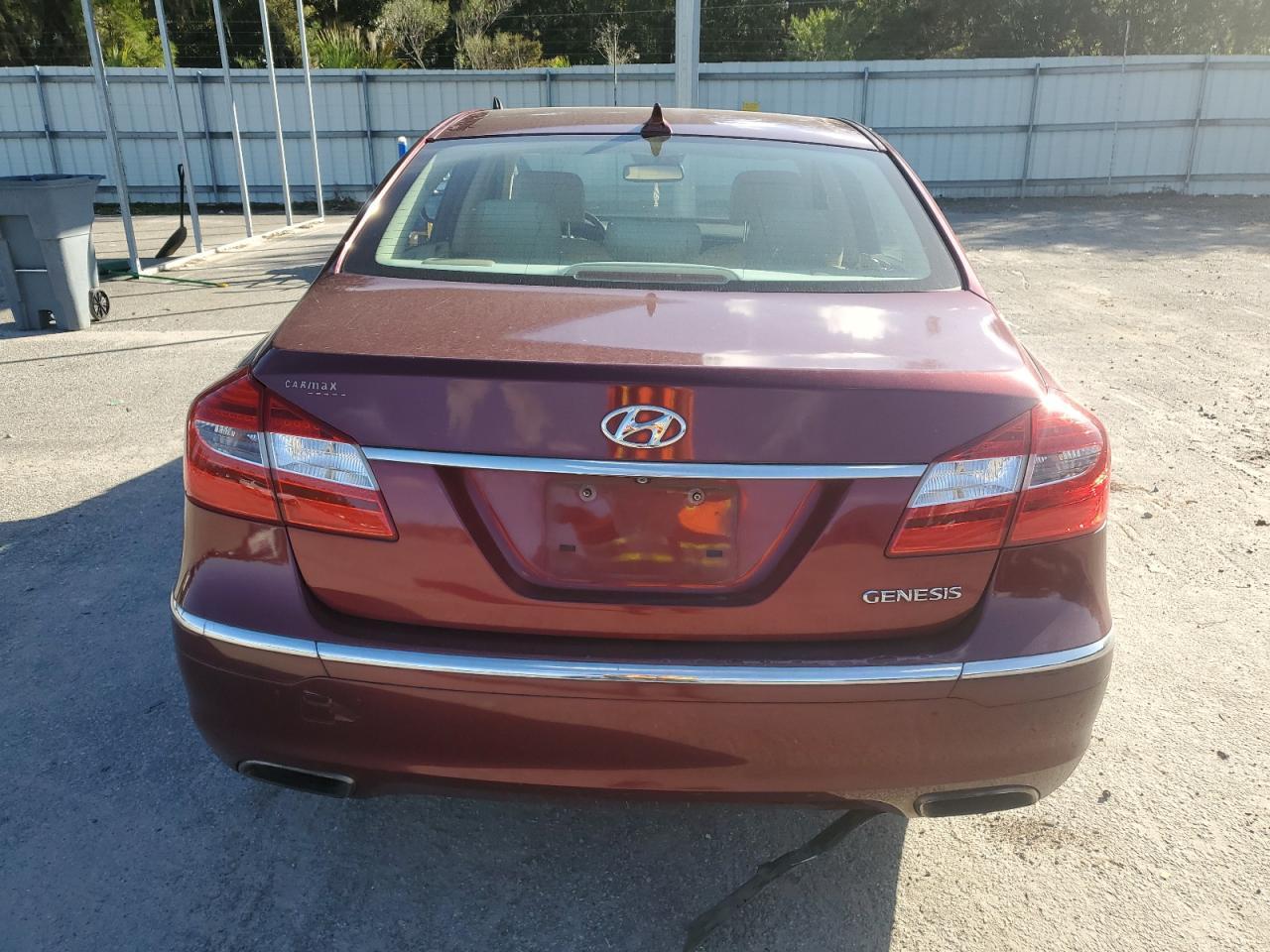2012 Hyundai Genesis 3.8L - Фото 6