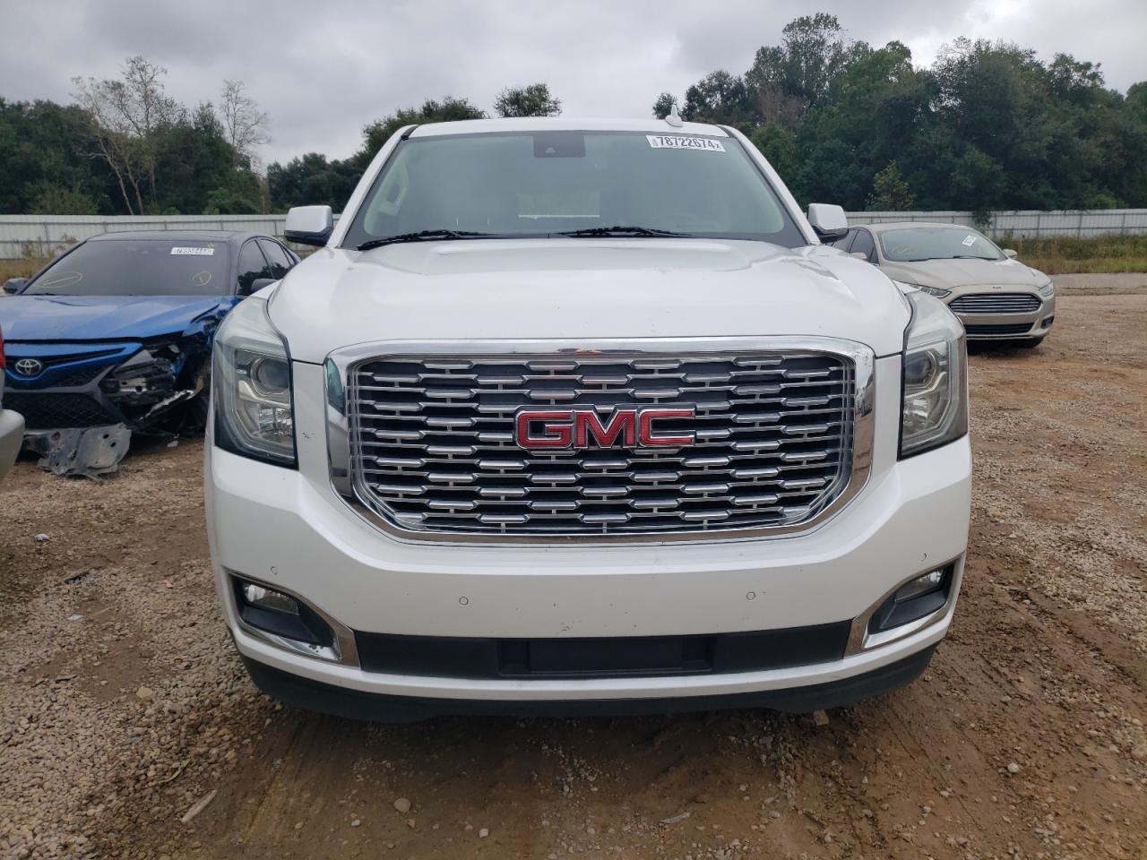 2018 GMC Yukon Xl Denali - Image 5