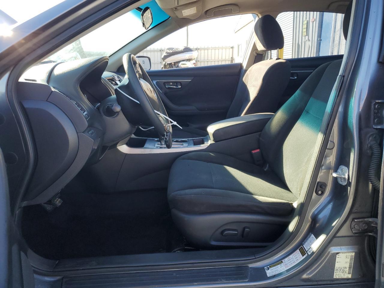 2015 Nissan Altima 2.5 - Image 7