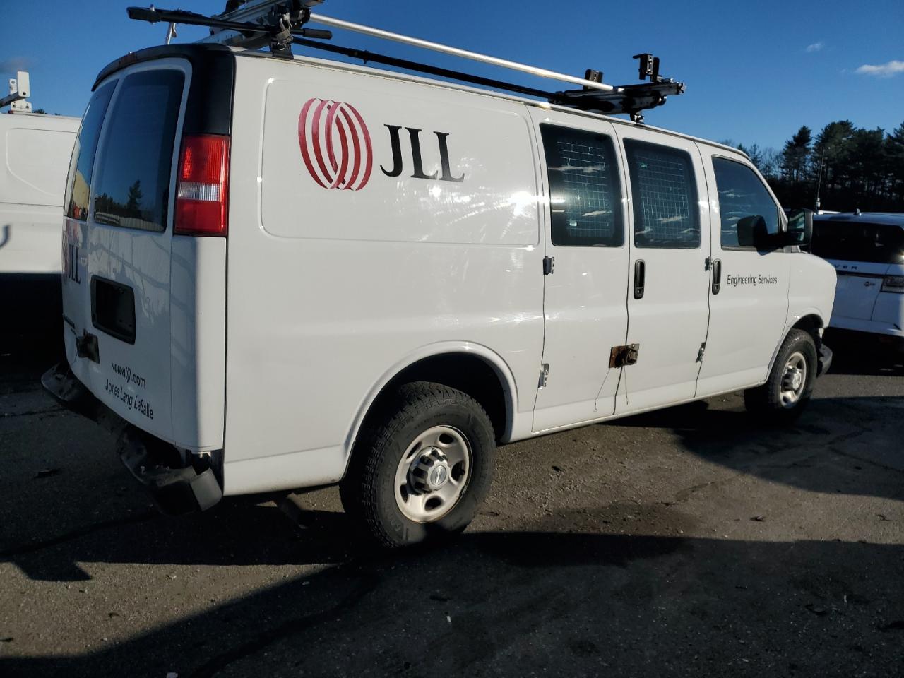 2016 Chevrolet Express G2500 - Image 3