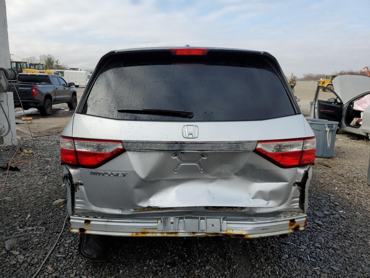 2013 Honda Odyssey Exl - Image 6