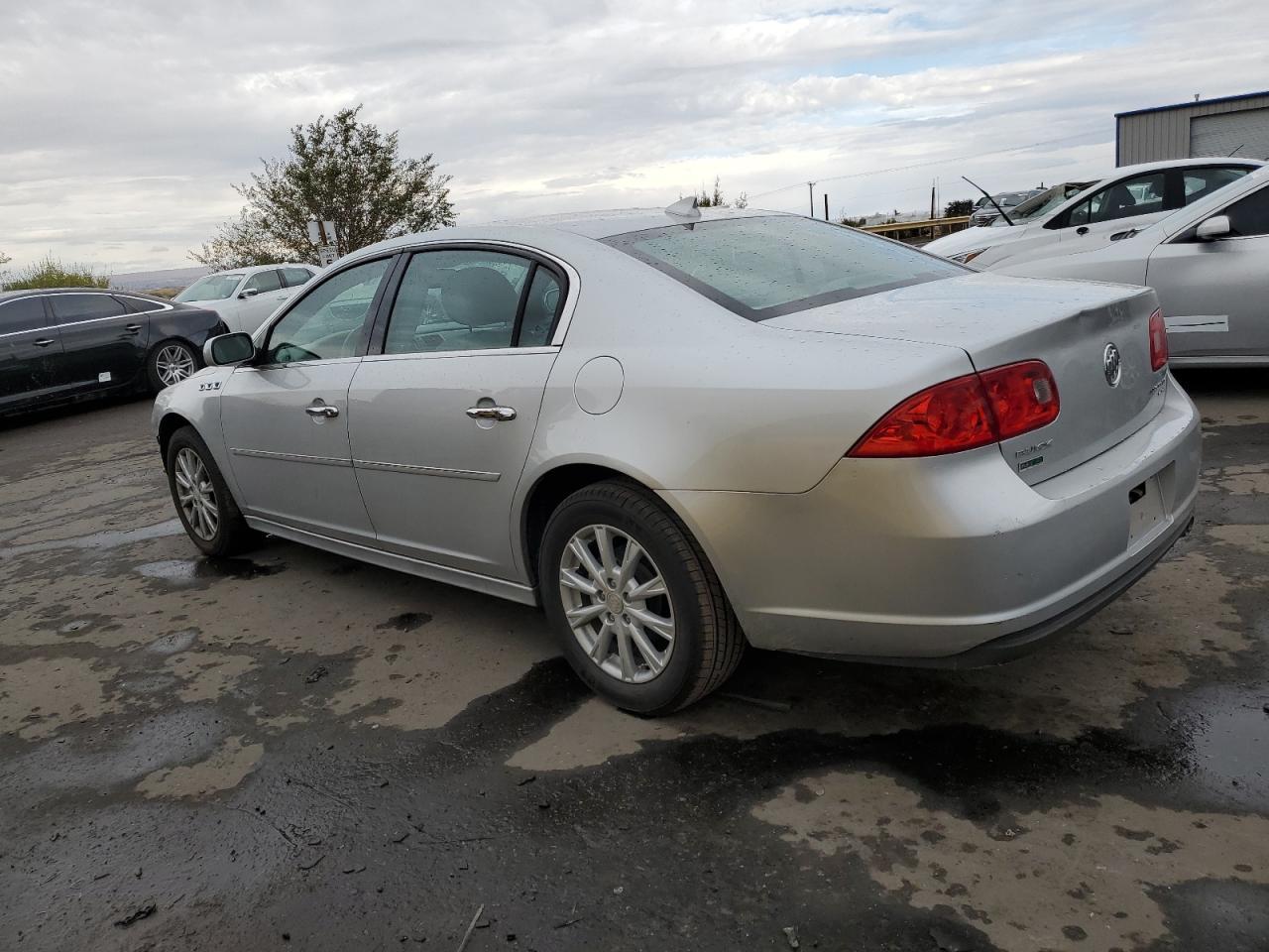 2011 Buick Lucerne Cxl - Фото 2