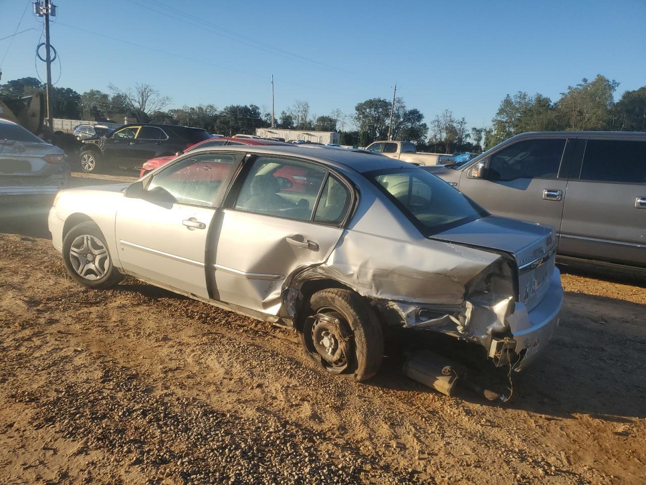 2006 Chevrolet Malibu Ls - Фото 2