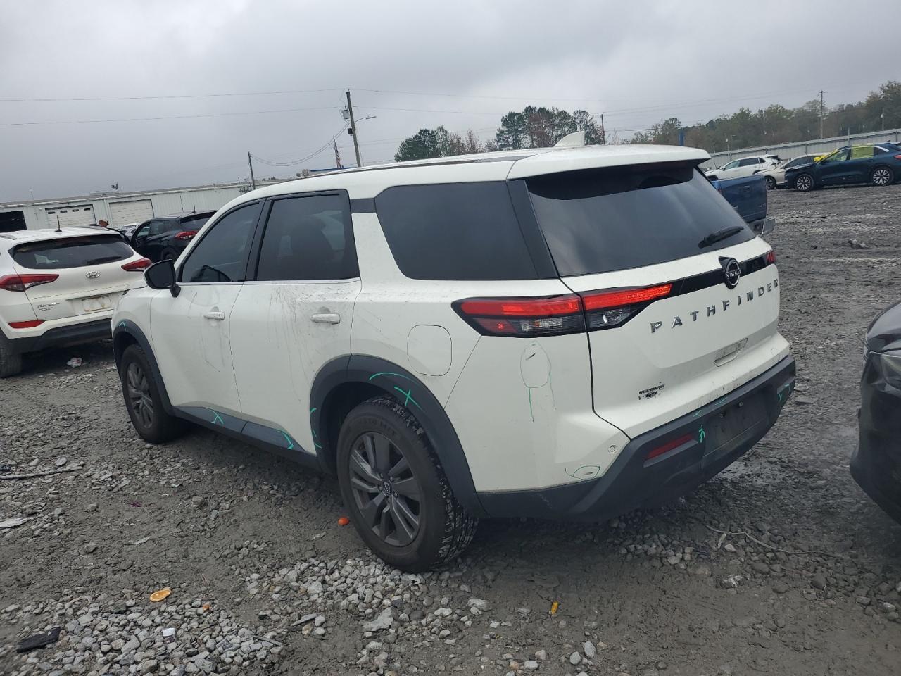 2022 Nissan Pathfinder S - Фото 2