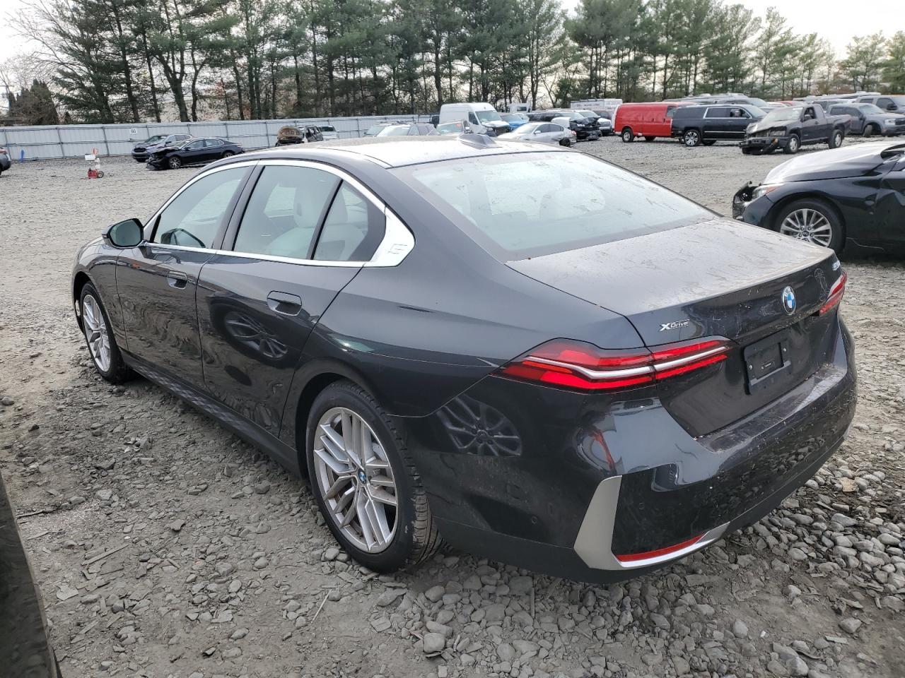 2024 BMW 530 Xi - Image 2