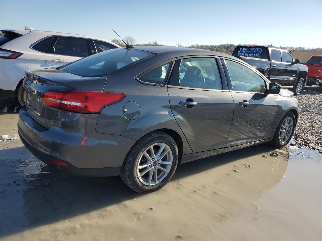 2017 Ford Focus Se - Image 5