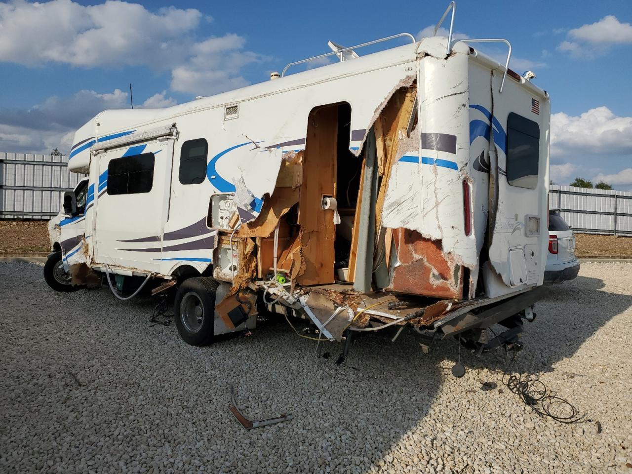 2014 Bornfcoach Recreational Vehicle (Rv) - Фото 3