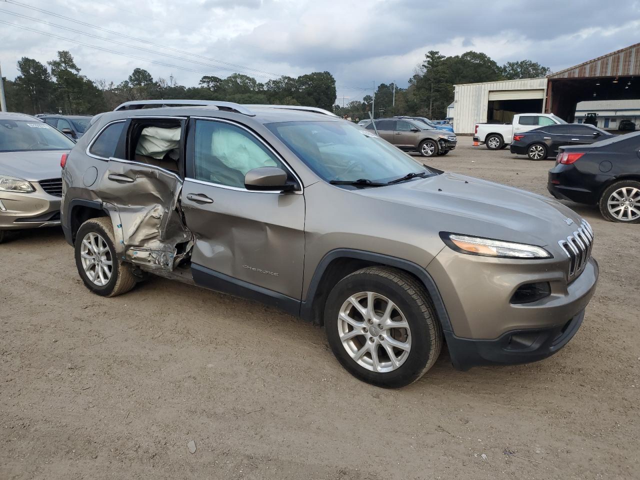 2017 Jeep Cherokee Latitude - Фото 4