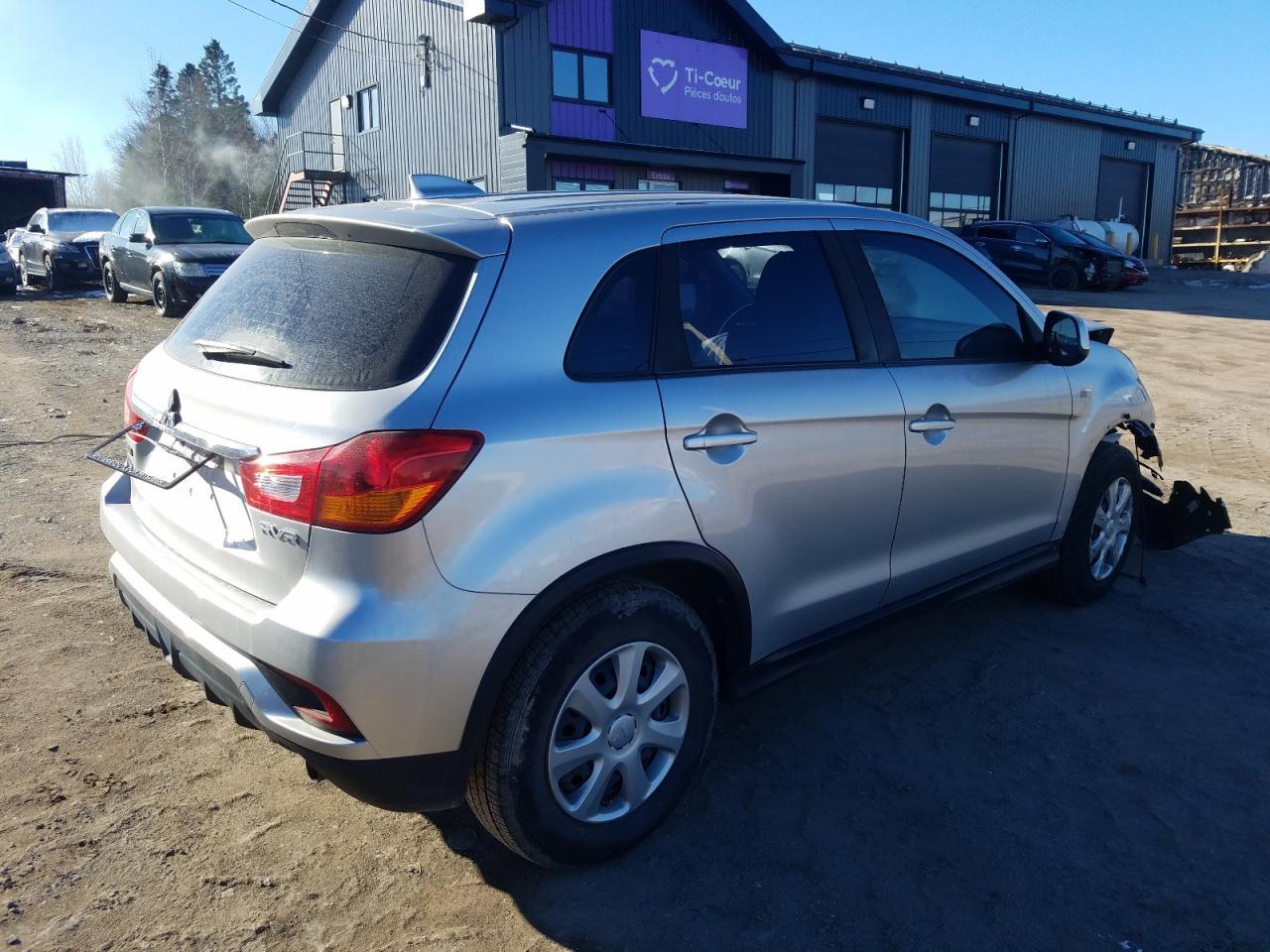 2019 Mitsubishi Rvr Se - Image 3