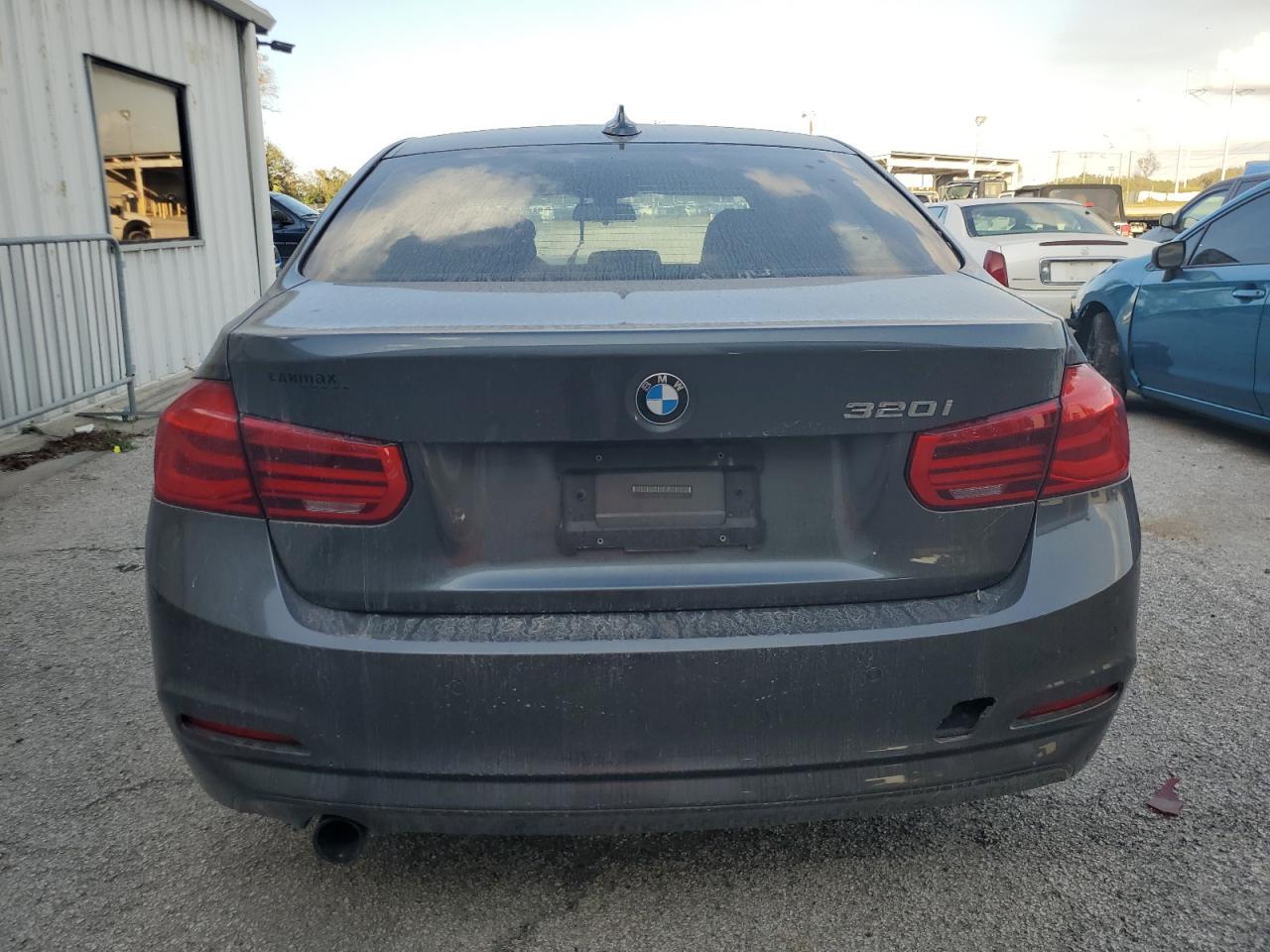2016 BMW 320 I - Фото 6