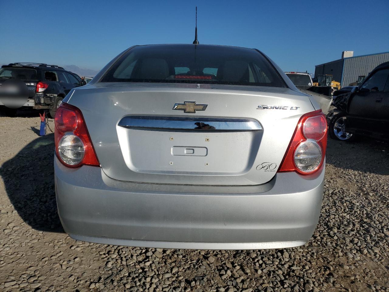 2012 Chevrolet Sonic Lt - Фото 6