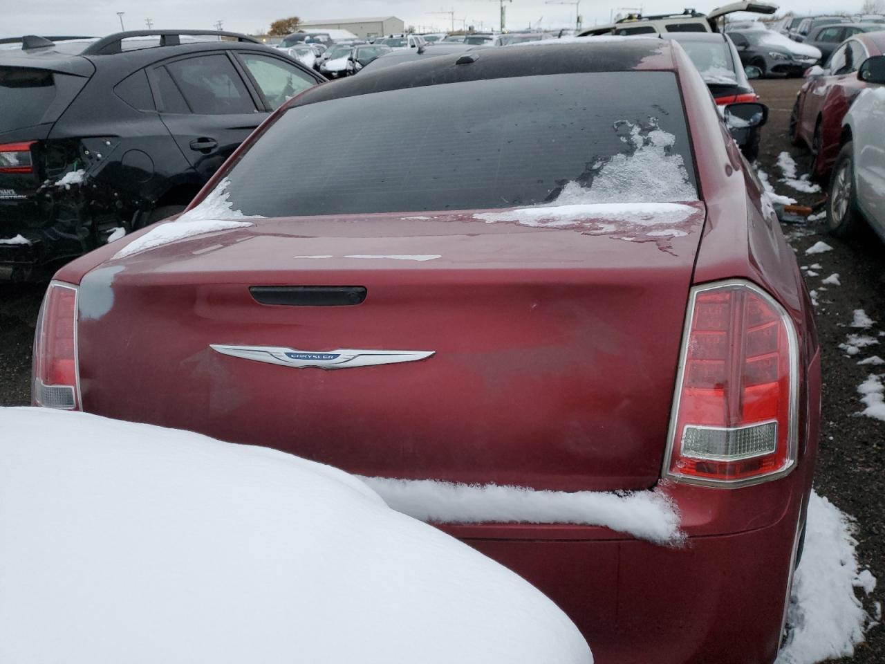 2011 Chrysler 300 - Фото 6