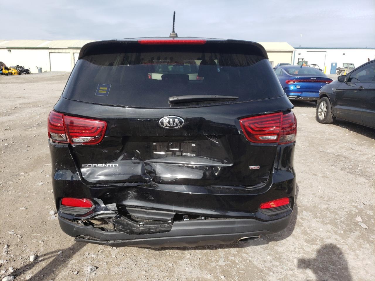 2019 Kia Sorento L - Image 6