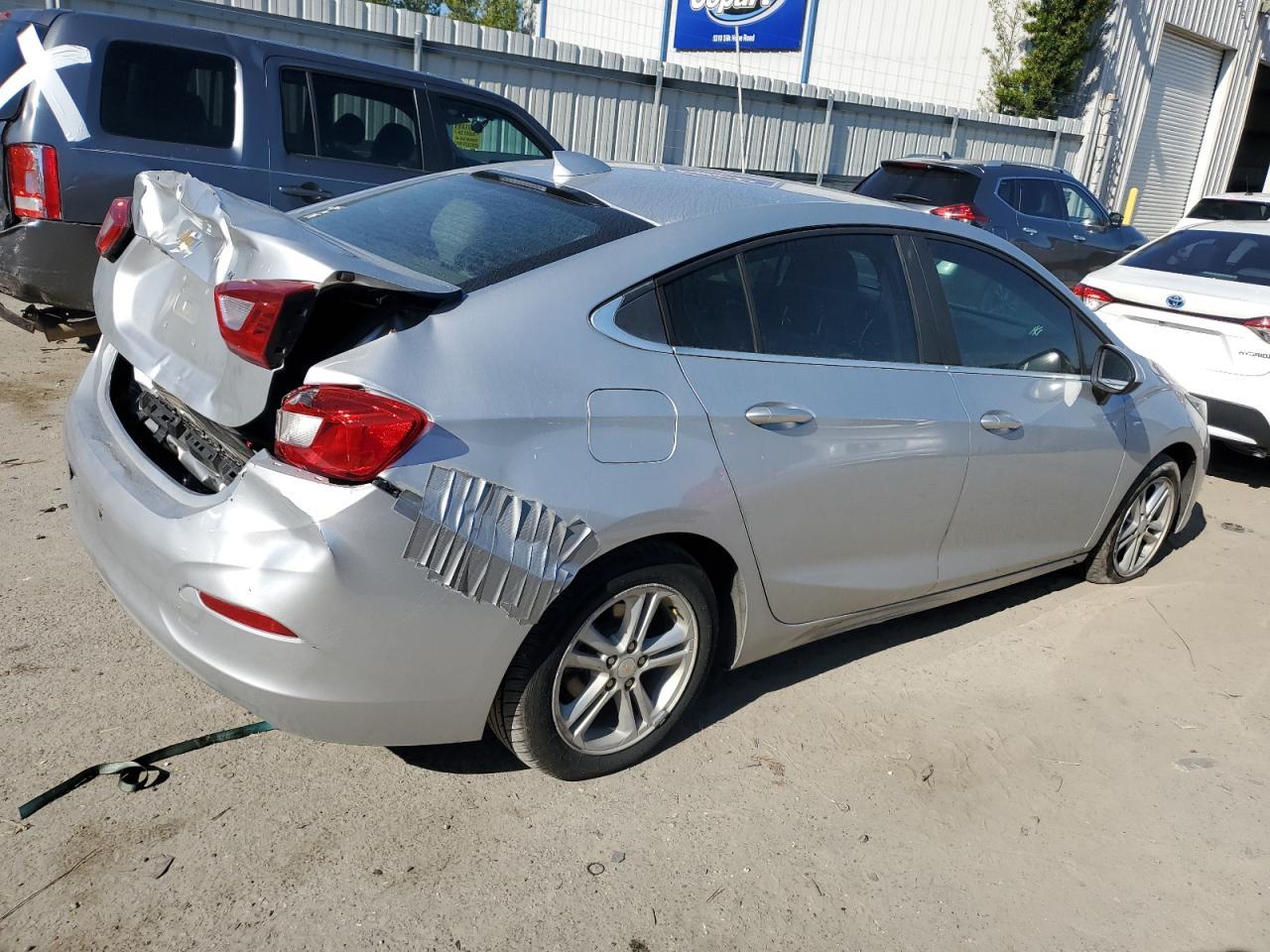 2018 Chevrolet Cruze Lt - Фото 3