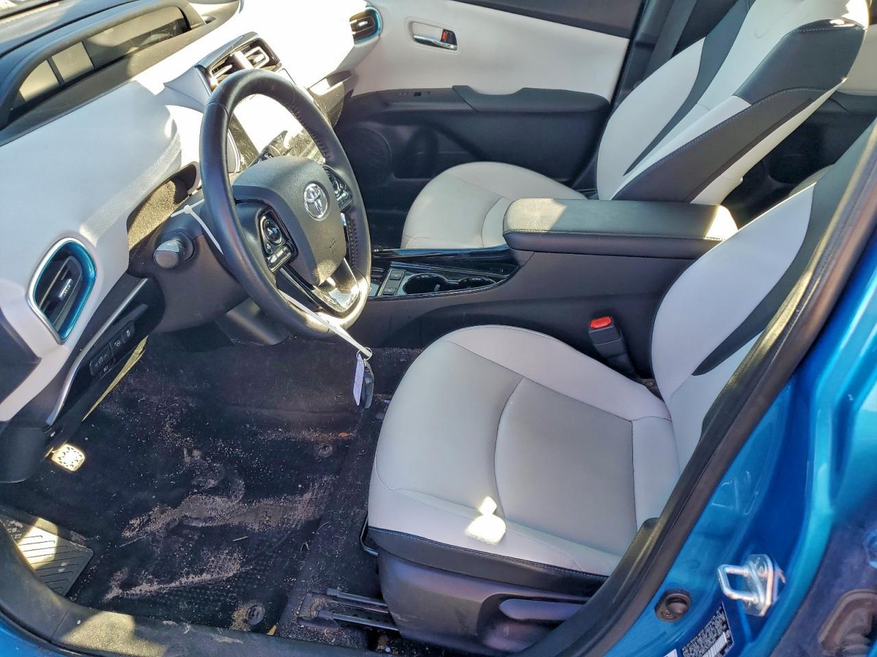 2019 Toyota Prius - Image 7
