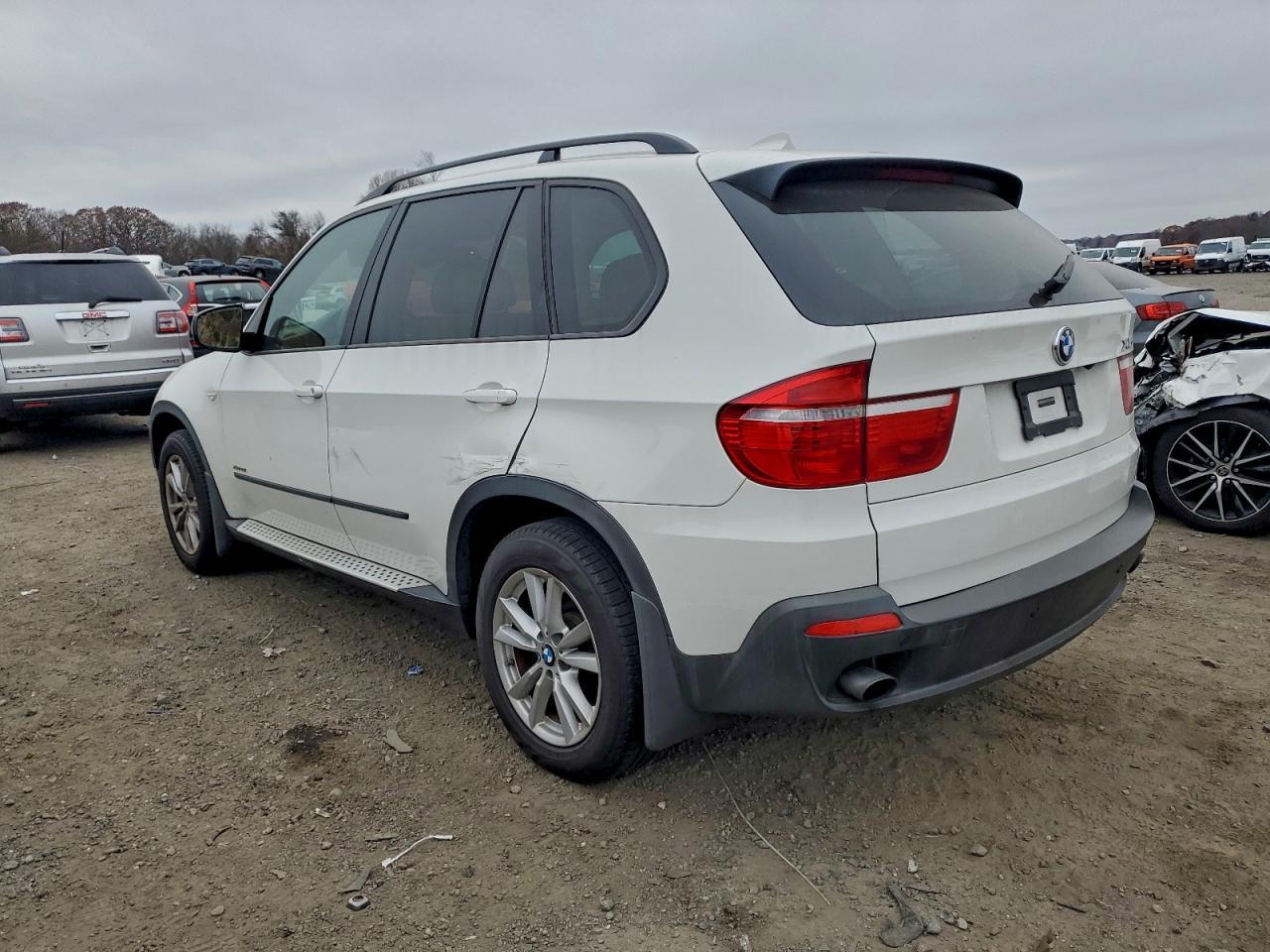 2009 BMW X5 xDrive30I - Image 2