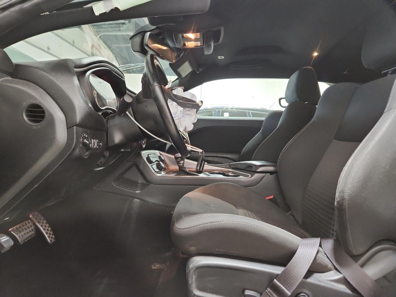 2019 Dodge Challenger R/T - Image 7