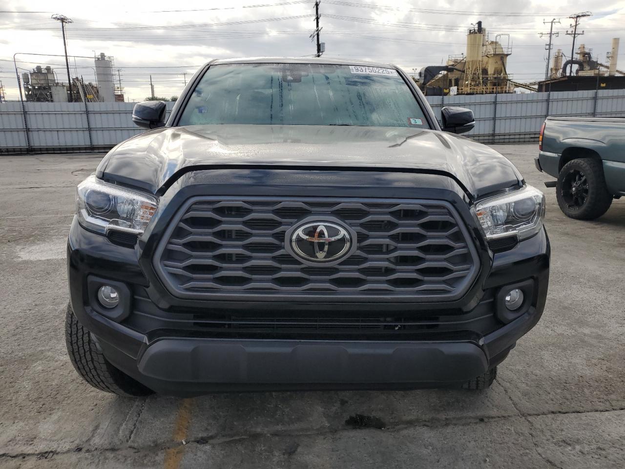2023 Toyota Tacoma Double Cab - Image 5