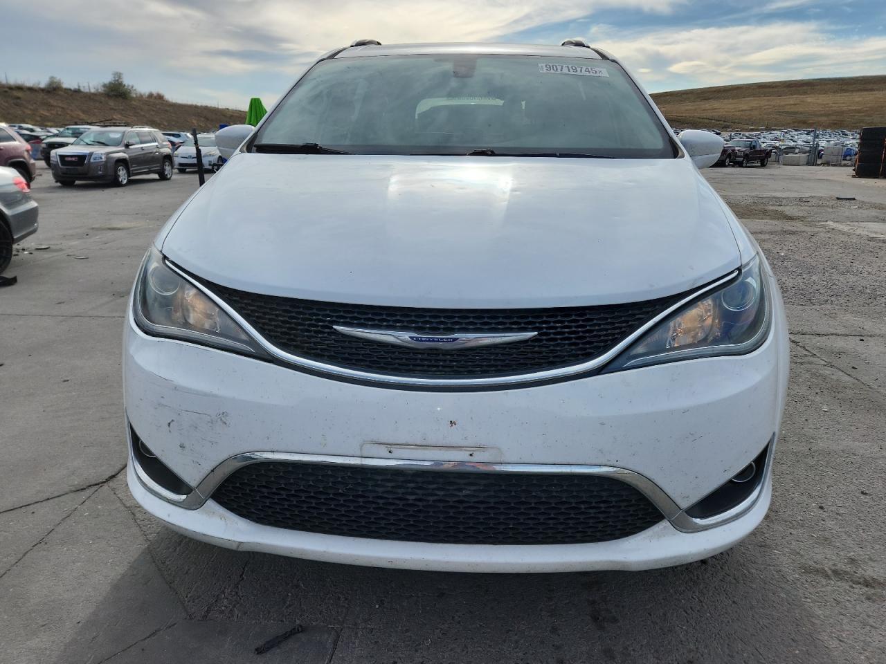 2019 Chrysler Pacifica Touring L - Фото 5