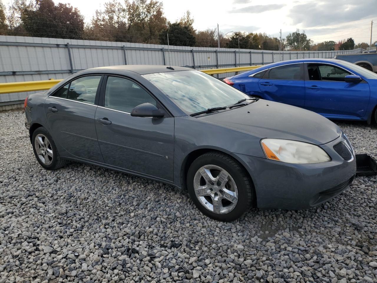2009 Pontiac G6 - Image 4