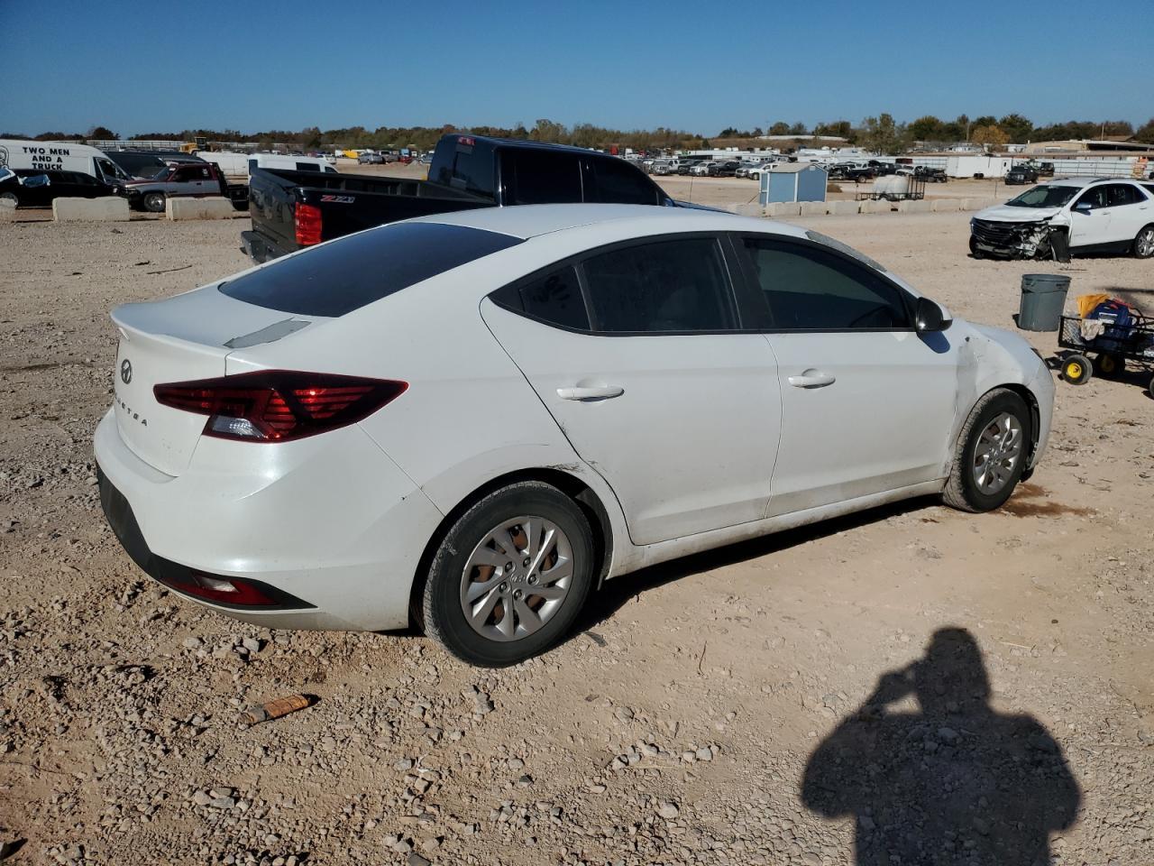 2019 Hyundai Elantra Se - Фото 3