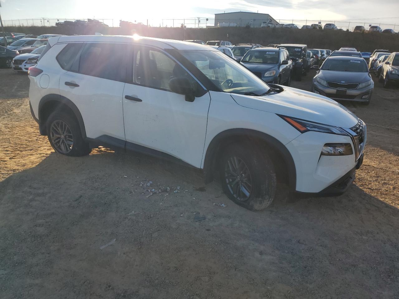 2021 Nissan Rogue S - Image 4