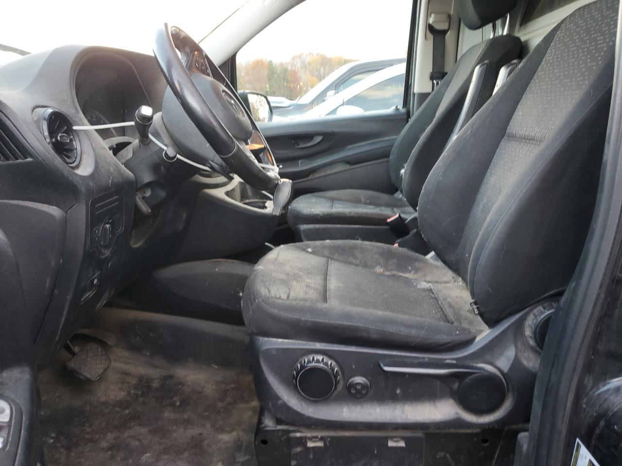2021 Mercedes Benz Metris Delivery Van - Фото 7
