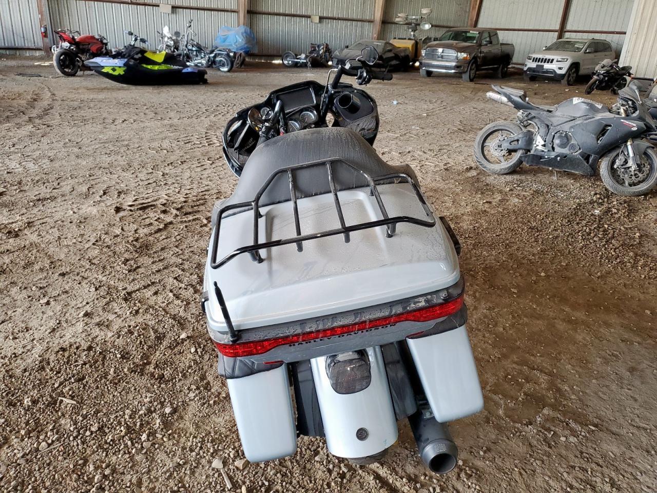 2023 Harley-Davidson Fltrk - Image 4