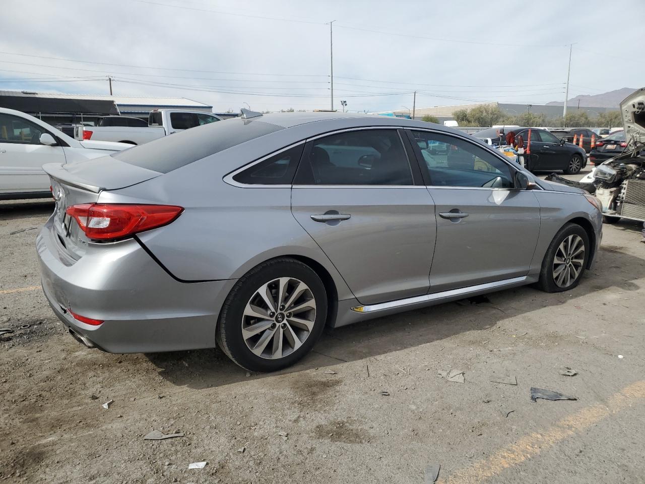 2015 Hyundai Sonata Sport - Фото 3