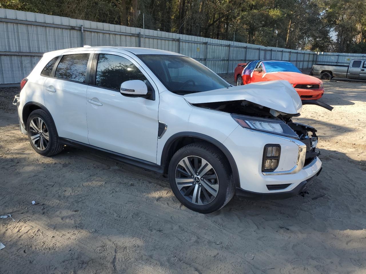 2020 Mitsubishi Outlander Sport Es - Image 4