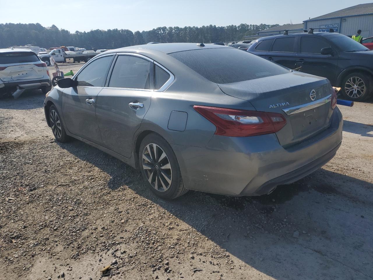2018 Nissan Altima 2.5 - Фото 2