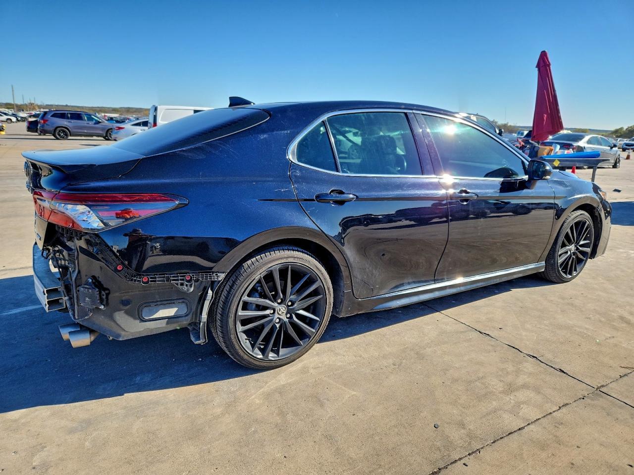 2023 Toyota Camry Xse - Фото 3