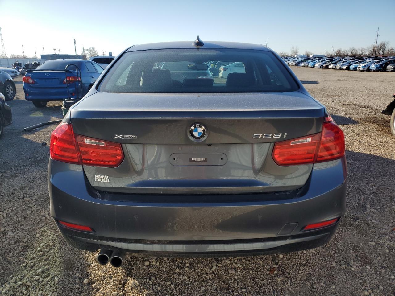 2015 BMW 328 Xi - Фото 6